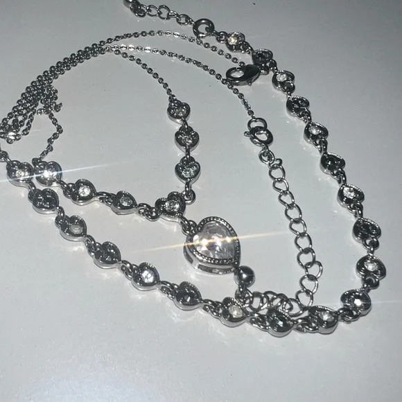 Avon Silver Heart Necklace and Bracelet Set - Picture 2 of 10